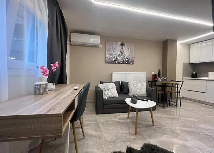 Odyssey Apt 3